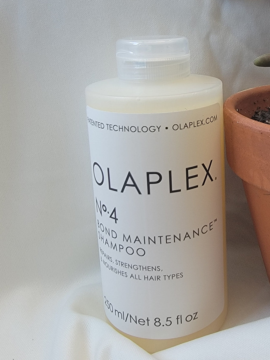 Olaplex No.4 Bond Maintenance Shampoo